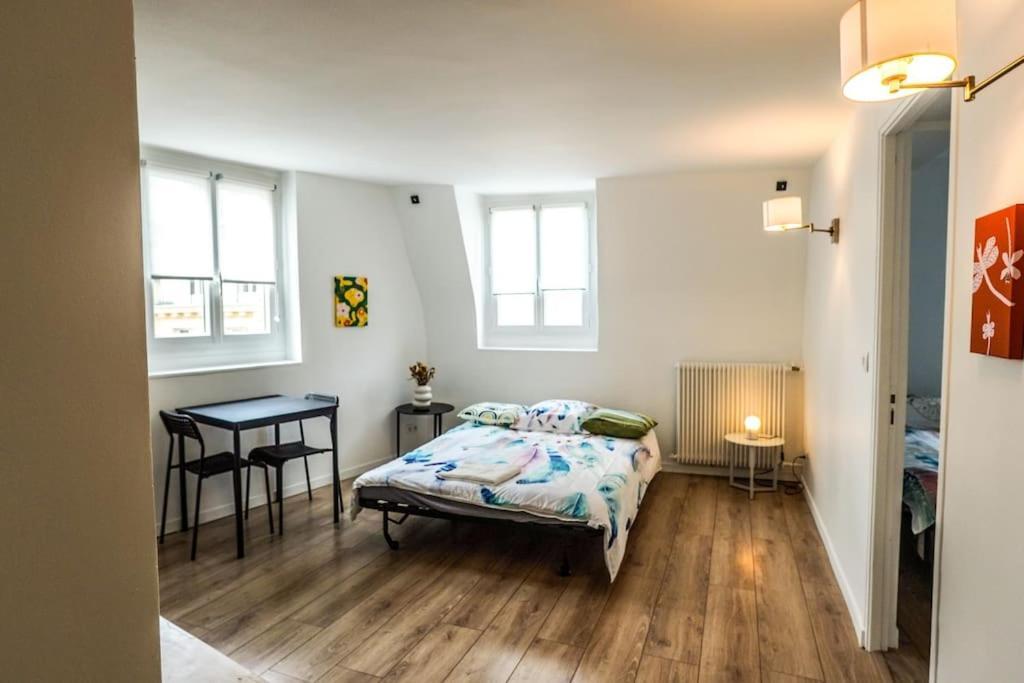 Sunny Apartement Notre Dame Párizs Kültér fotó