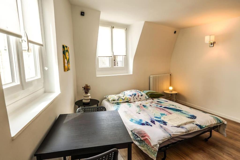 Sunny Apartement Notre Dame Párizs Kültér fotó